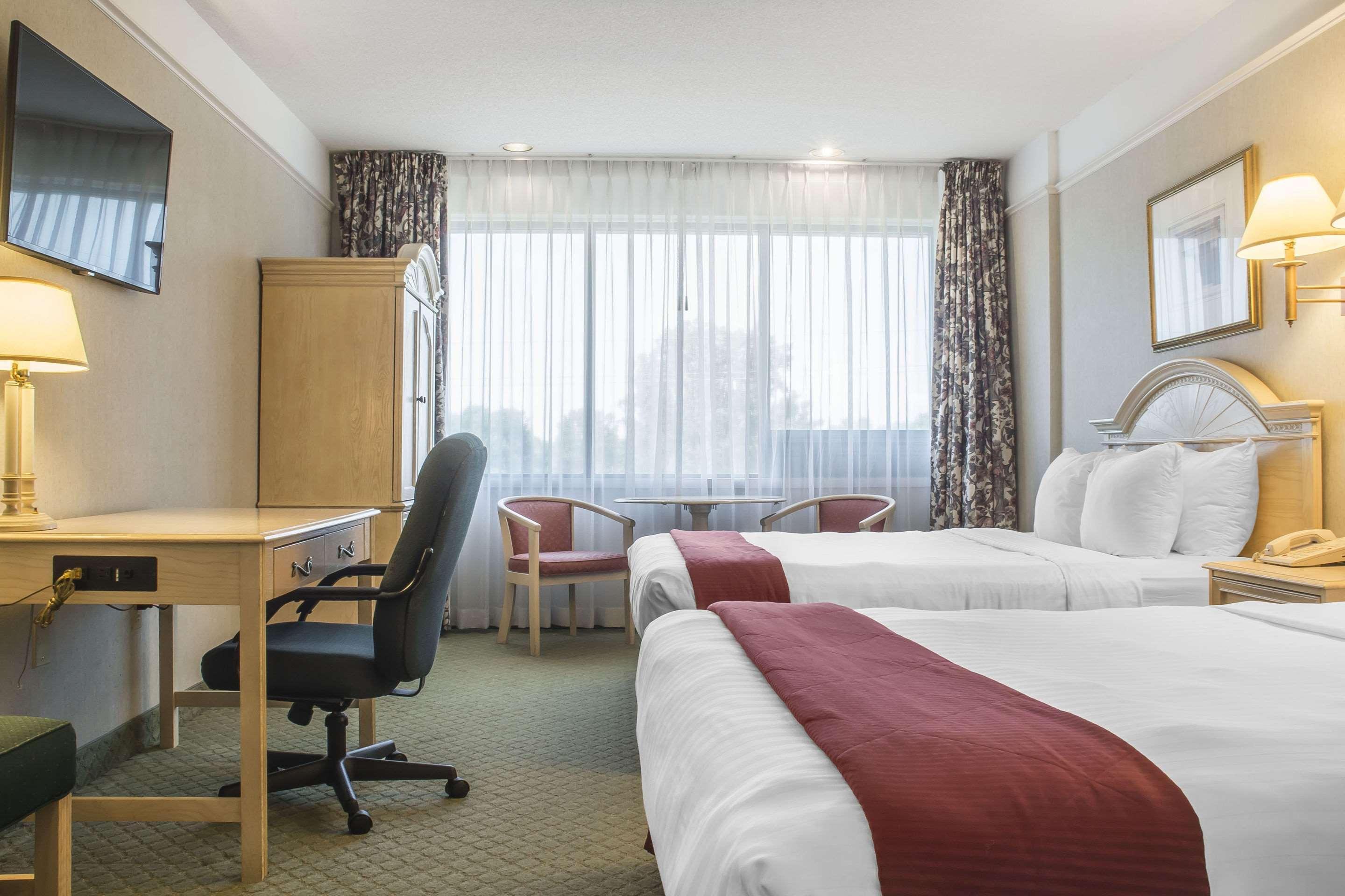 Clarion Hotel & Conference Centre Fort Erie Dış mekan fotoğraf